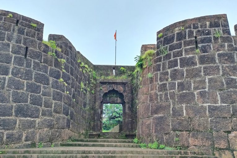 Bankot Fort - A Beautiful and Historic Tourist Destination - Green ...